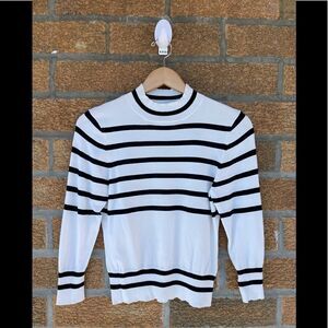Shu shu sweater top medium